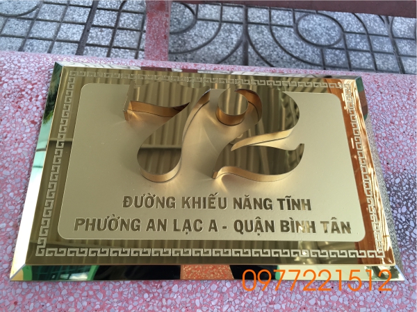 bang-so-nha-inox-gia-re-TPHCM