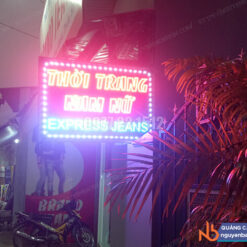 Led quảng cáo nhiều màu sắc